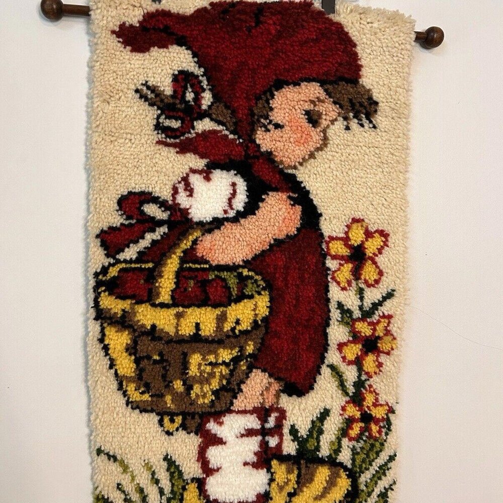 Completed Latch Hook Hummel Peasant Girl & Boy Germany Wall Hanging Rug 16x28